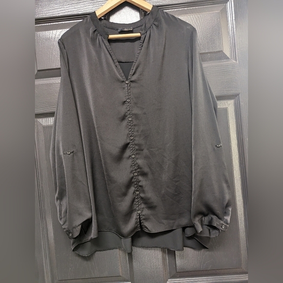 XL renuar polyester top 😁 - Picture 9 of 9